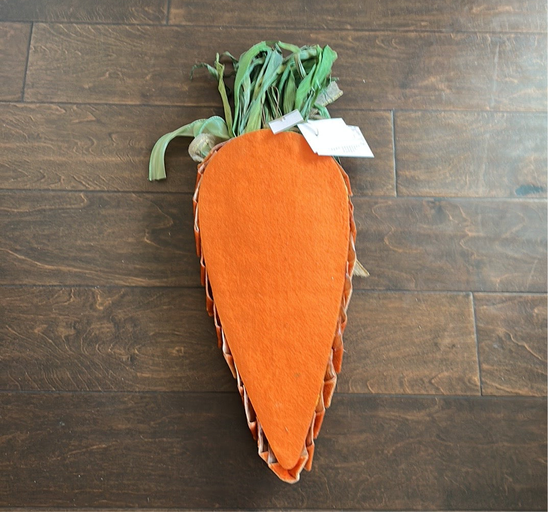 New Easter Decor Carrot Door Hanger Wreath Velvet Orange 22”