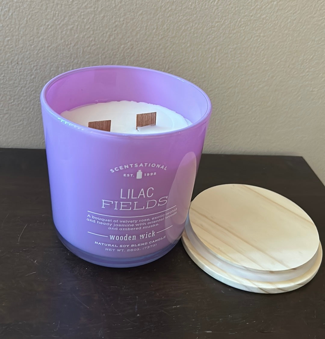 Scentsational Lilac Fields Wood Wick Candle 26 Oz Lavender Purple Jar