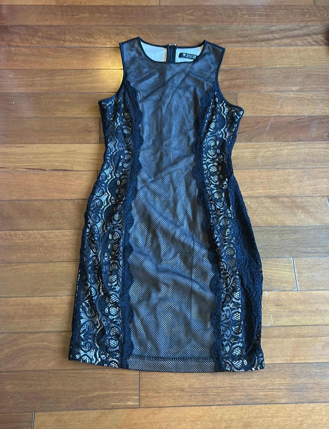 Guess Women’s Black Lace Dress Nude Lining Formal Party Sz 4 New ST2225