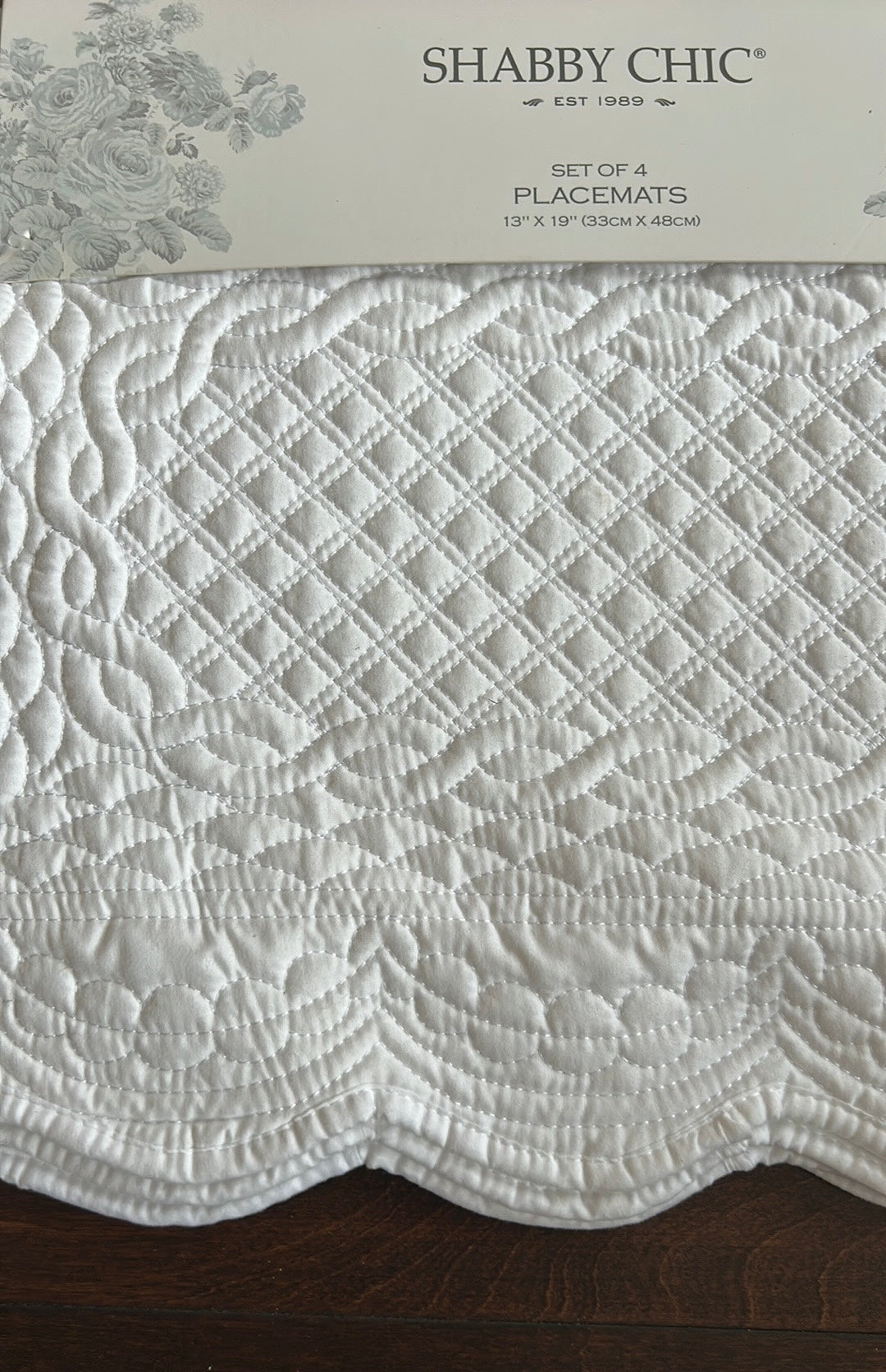 Shabby Chic 4 Scalloped Edged Quilted Placemats New Off White New