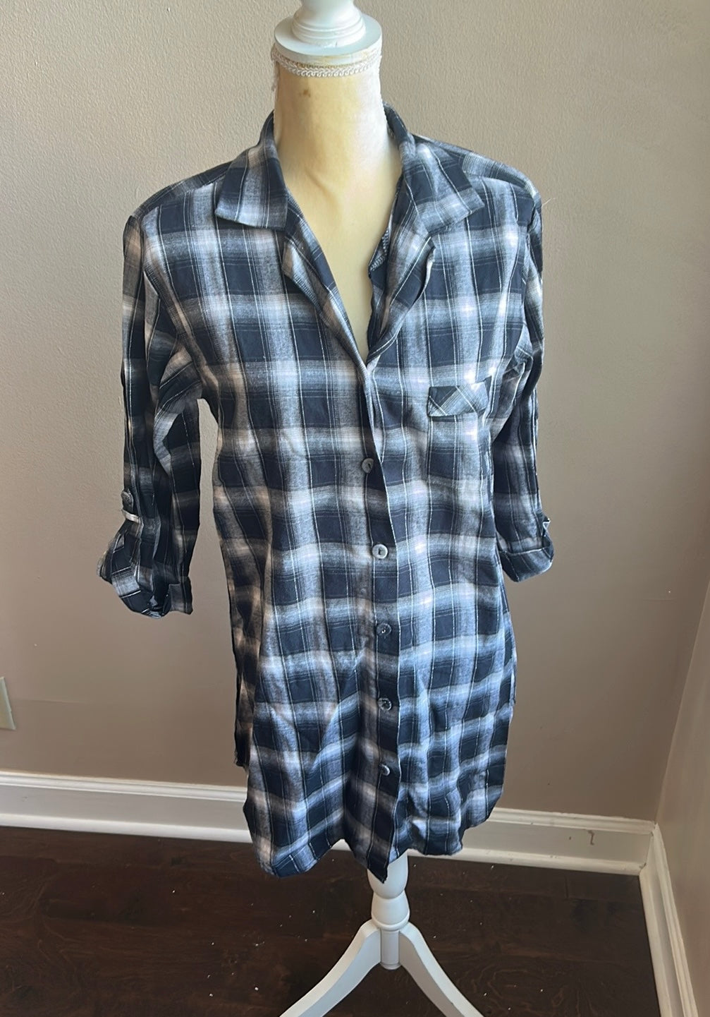 Marks & Spencer Women’s Sz 6 Nightshirt New Plaid Lurex ST2125