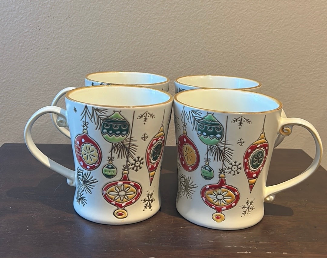 Eli & Ana Set of 4 Coffee Mugs Christmas Ornaments Holly New