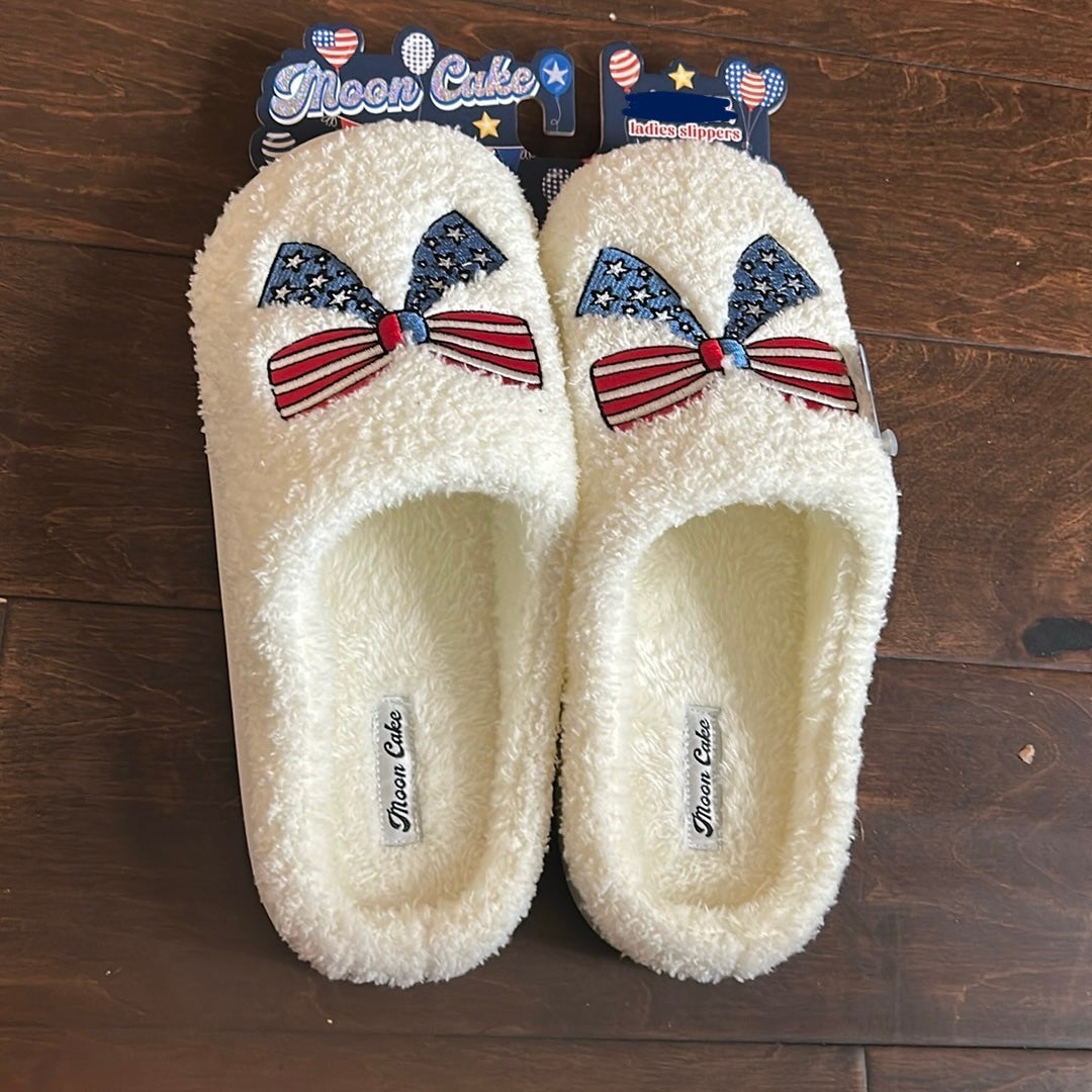 Moon Cake Womens Faux Sherpa Memory Foam Slippers Americana Flag New