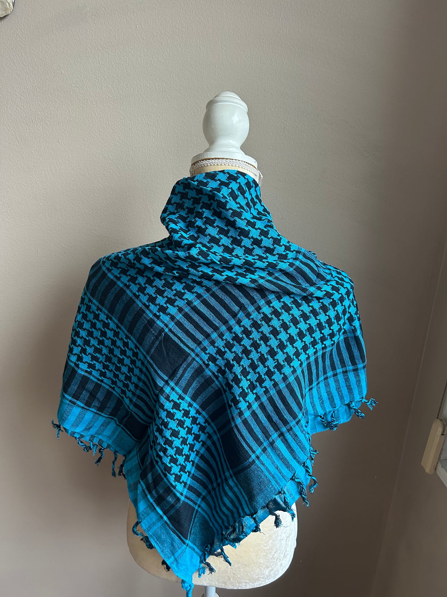 New Women’s Scarf Houndstooth Cotton Fringed 5000-3102