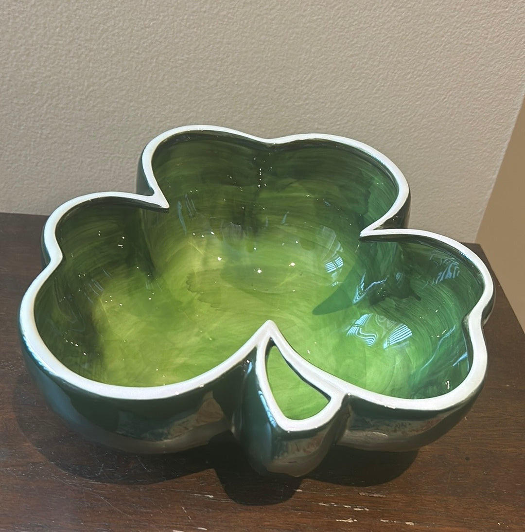 Blue Sky Clayworks Clover Shaped Serving Bowl New St Patrick’s Day Green