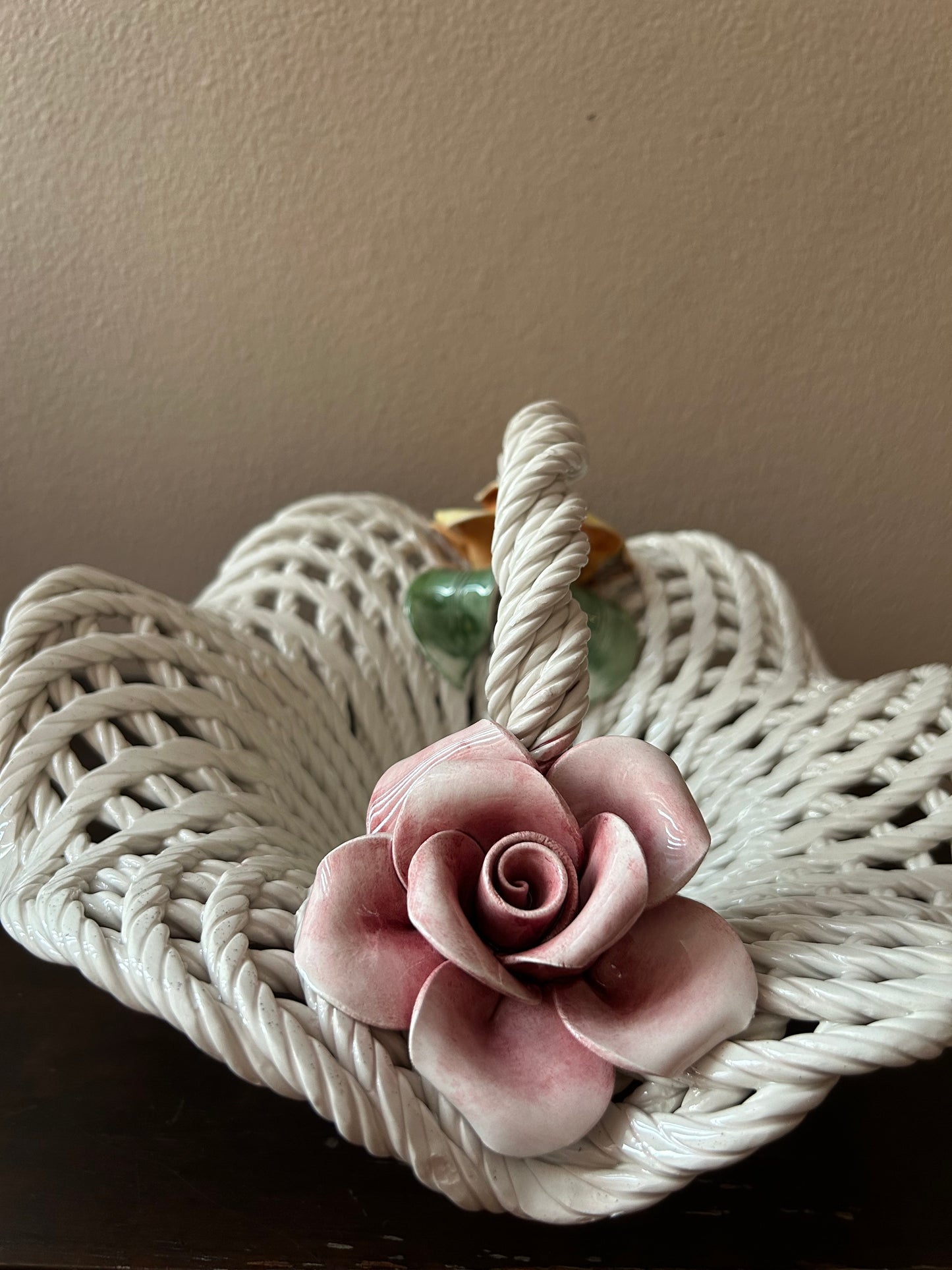 Lanzarin Ceramiche New Decorative Basket Weave Design Roses Made In Italy