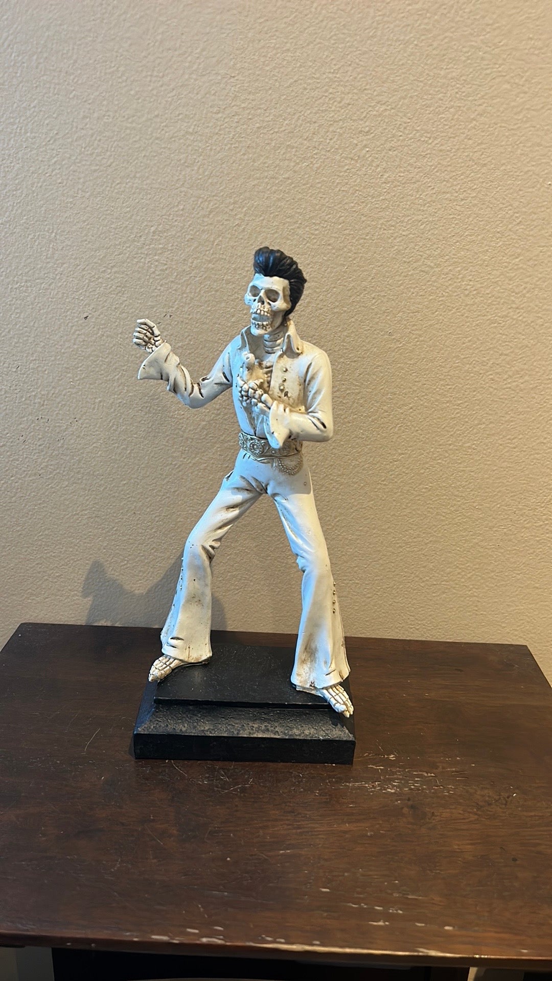 New Elvis Holding A Skull Bone Mic Halloween Decor 12”