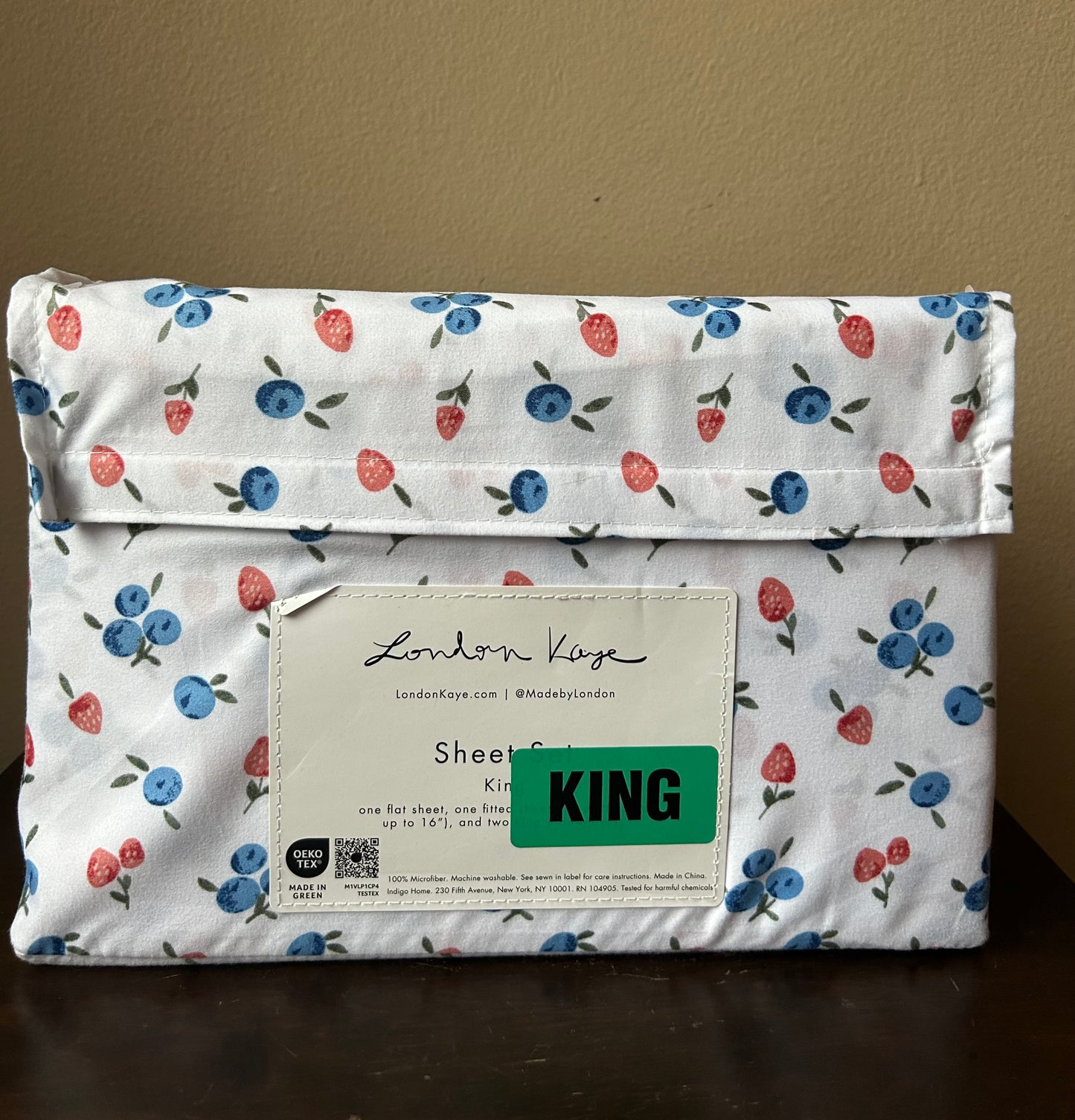 London Kaye King Sheet Set Strawberry Blueberry Americana Microfiber New 4 Pc