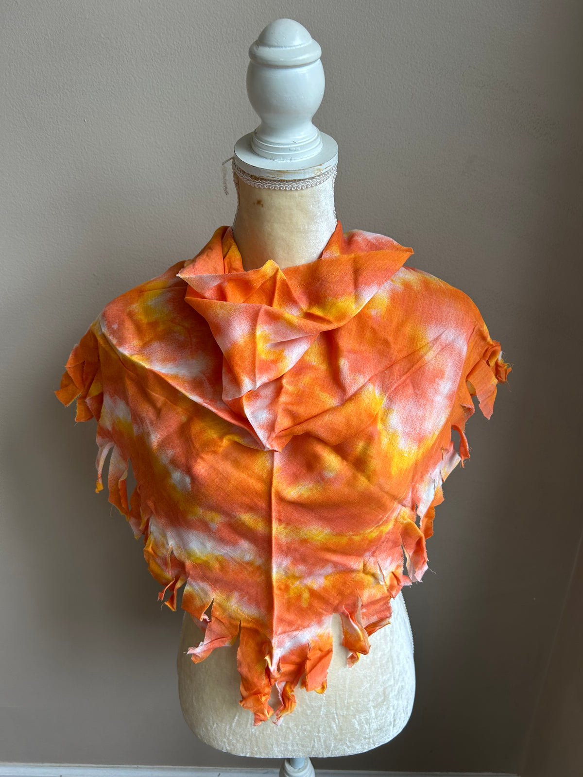 New Womens Scarf Tye Dye Multicolor Orange 5002-3102 Triangle Shaped