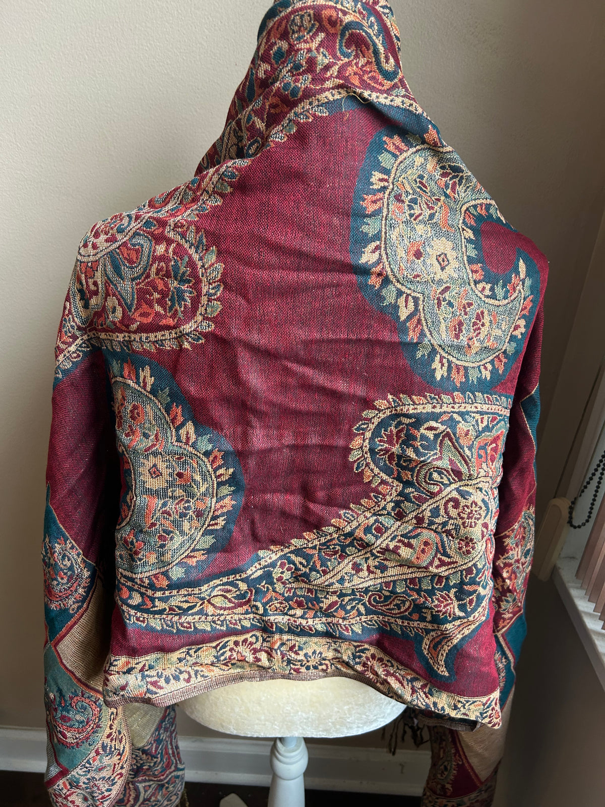 Avenue Women’s Shawl Wrap Scarf Paisely Print New Floral Fringed 5002