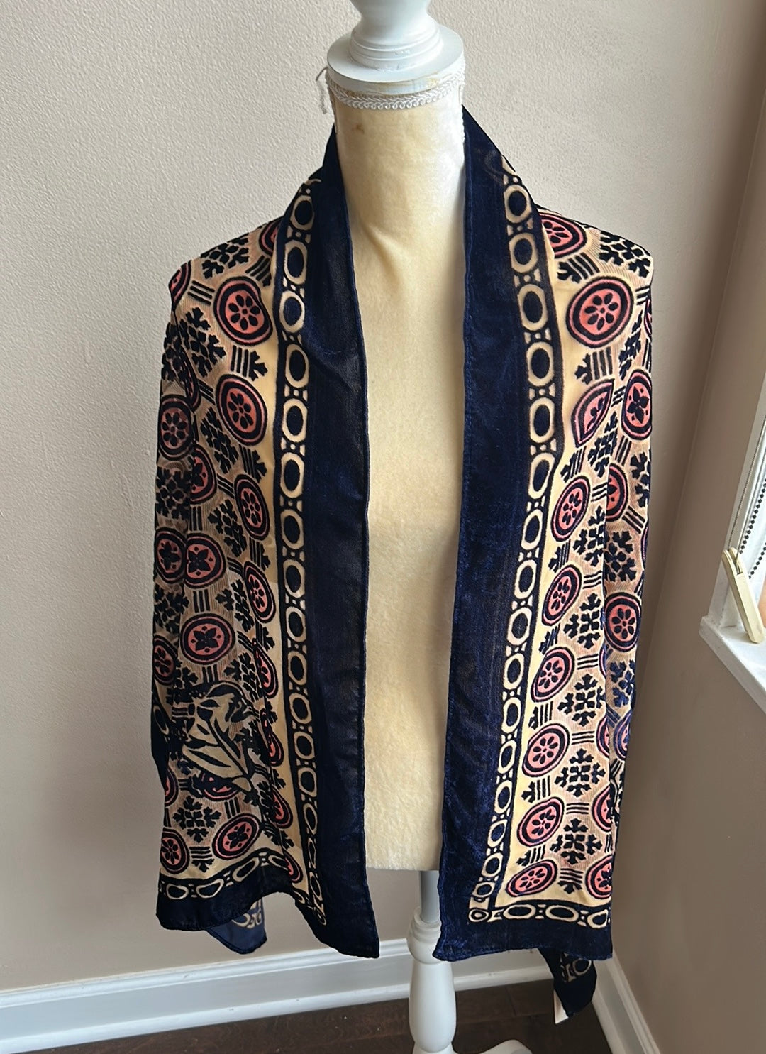 Forever 21 Womens Scarf Floral Print Burnt Out Velvet New 20”x68” ST3225