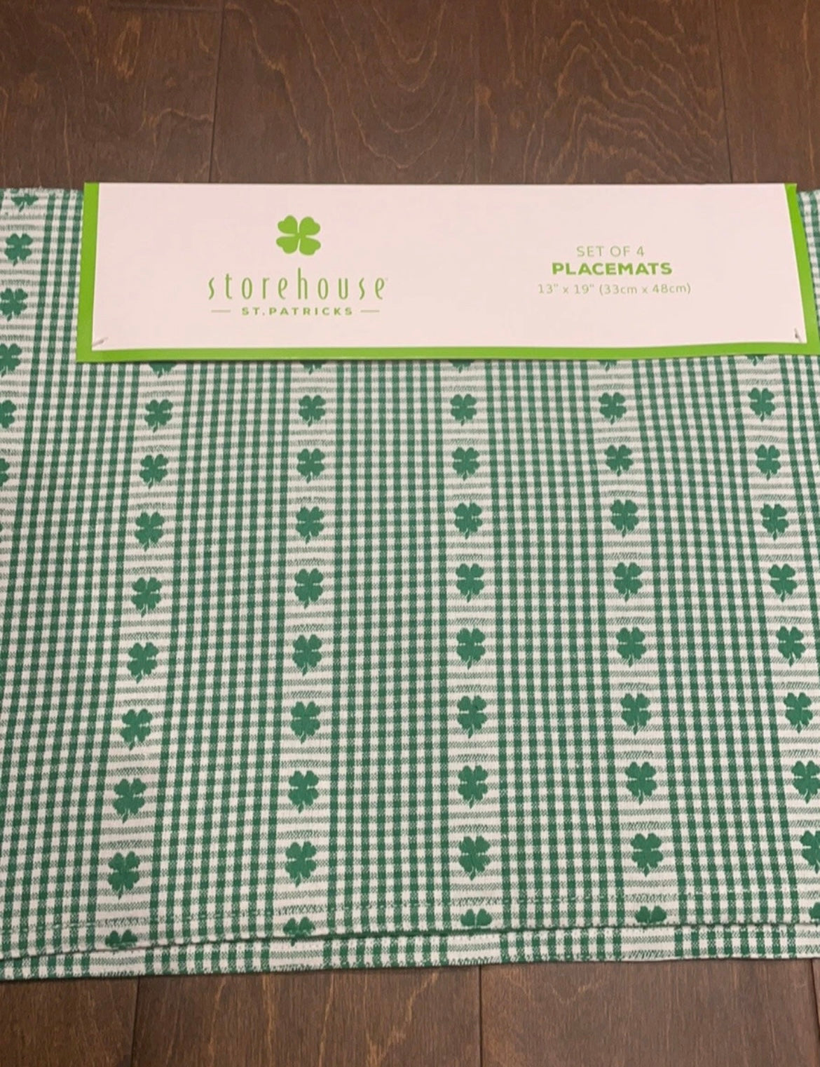 St Patricks Day 4 Placemats Green White Clover 13”x19” Irish Shamrock New