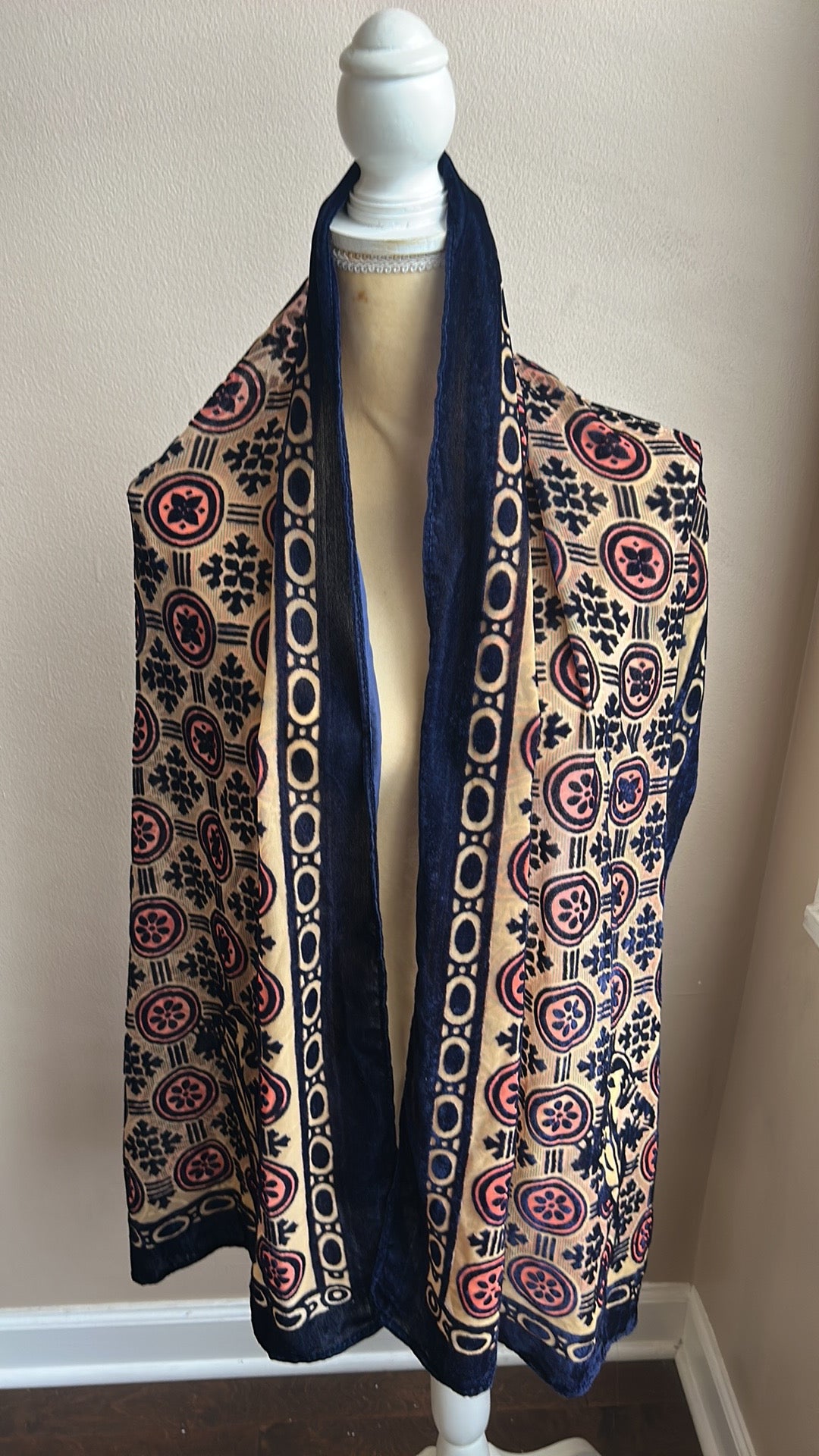 Forever 21 Womens Scarf Floral Print Burnt Out Velvet New 20”x68” ST3225