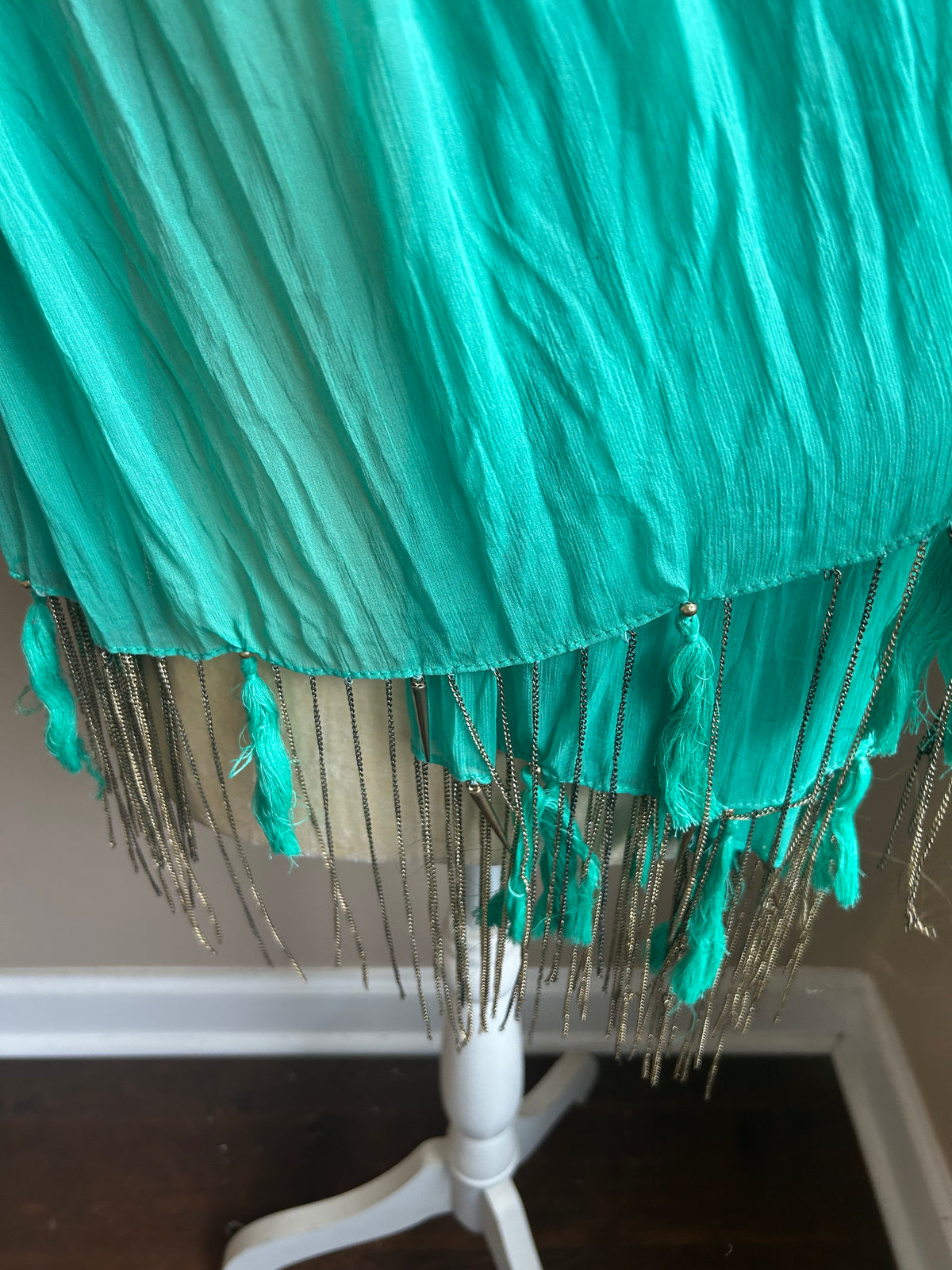 New Women’s Green Scarf With Metal Fringes 5001