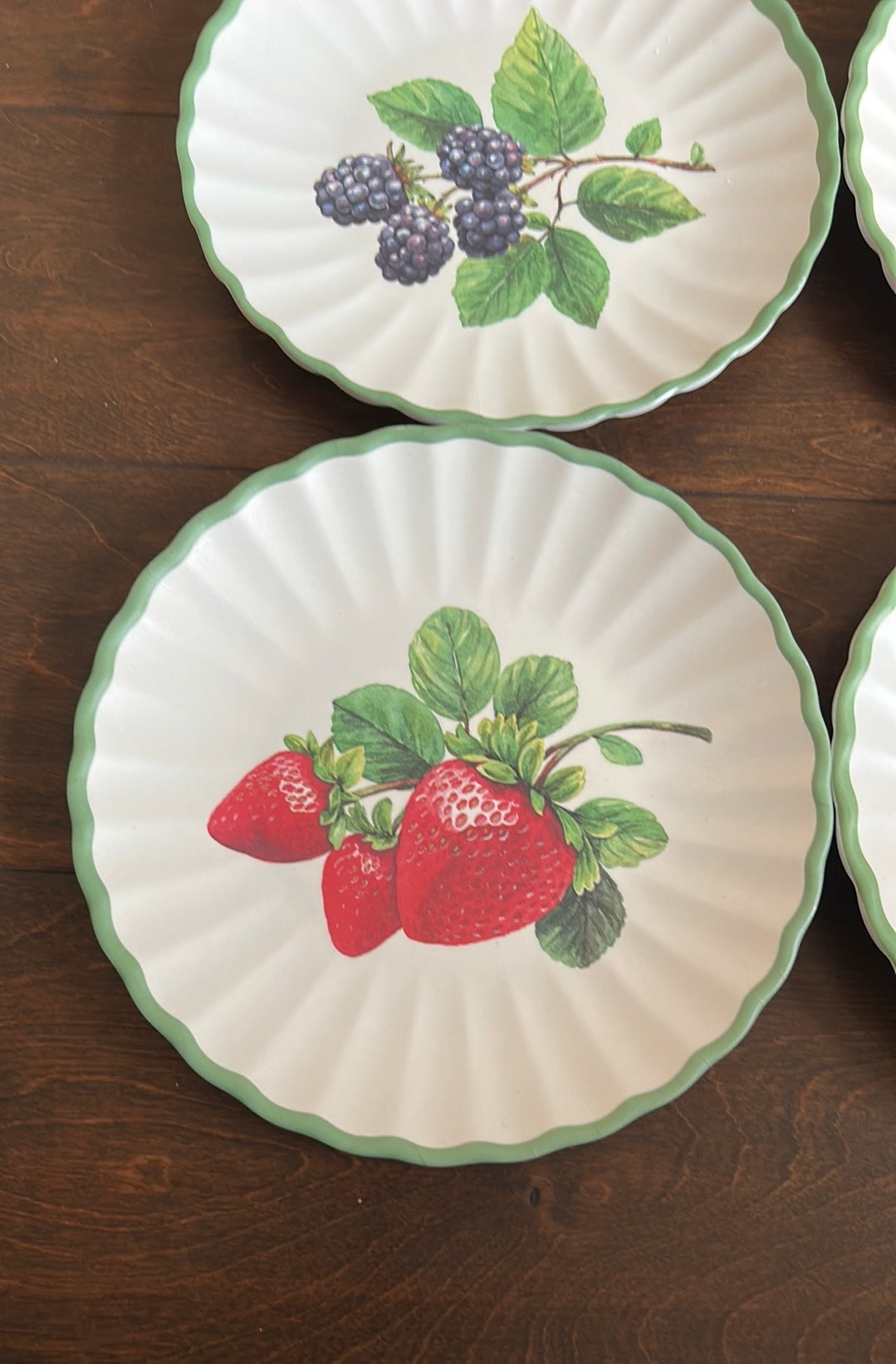Rachel Ashwell Set Of 4 Appetizer Plates New Strawberry Cherry Scalloped