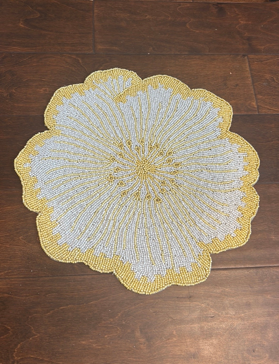 Tahari Set Of 2 Beaded Chargers Floral New Spring Summer Yellow White