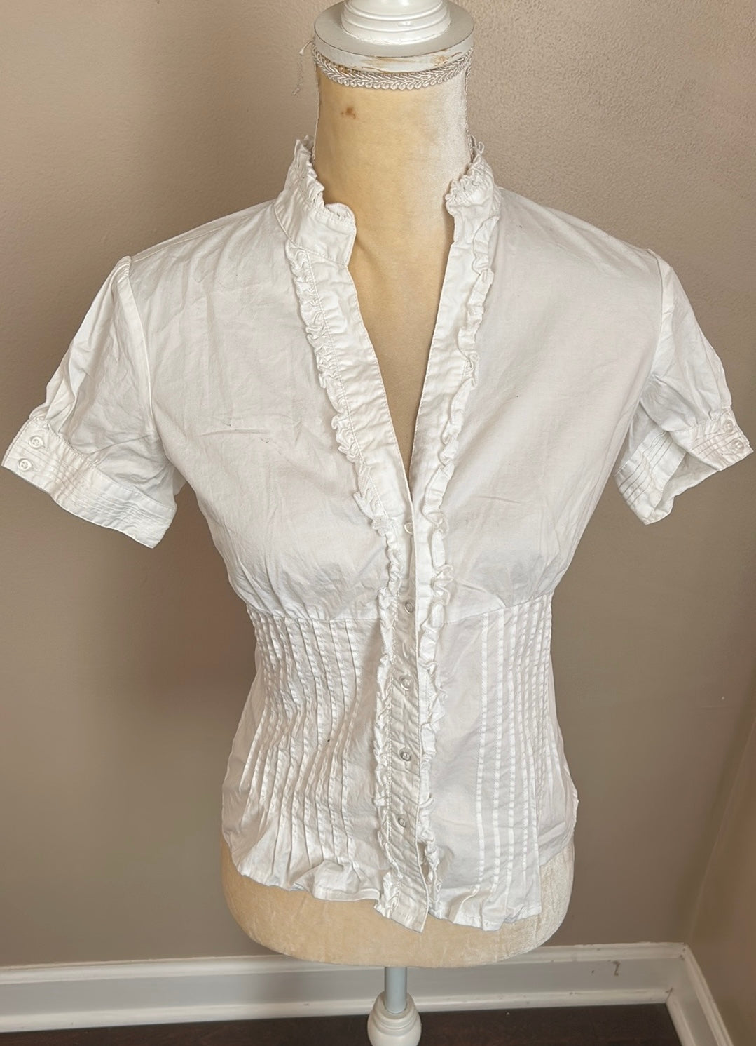 Andrew & Co Womens Blouse Sz M Pinktucks Ruffle ST2225