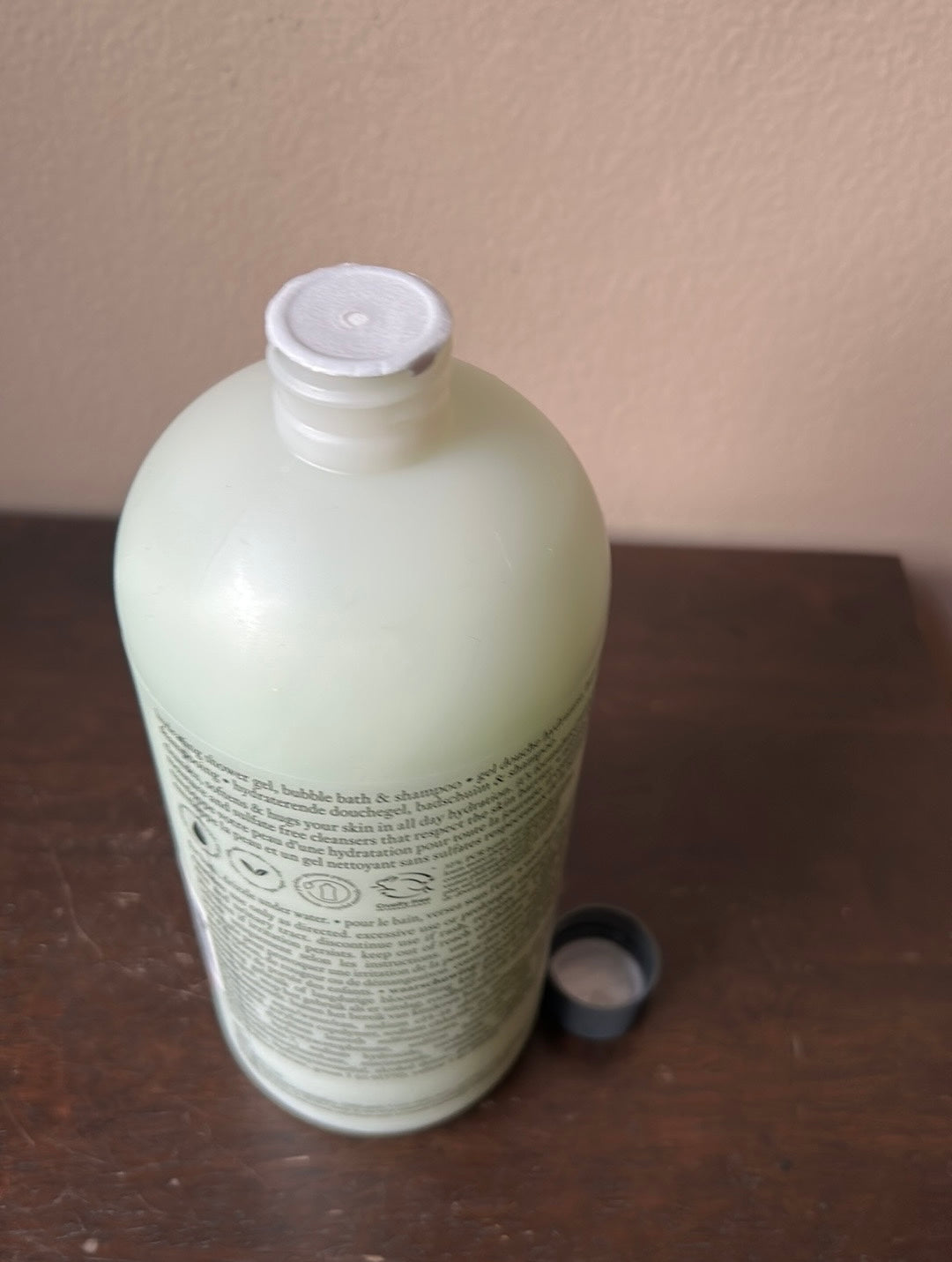 philosophy Snow Globe shower Bath Hydrating Shower gel 32 oz New