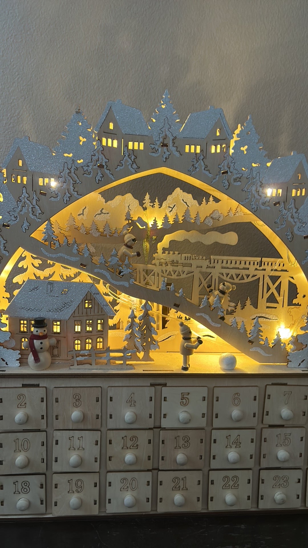 NEW Ridgefield Home Christmas Trees Advent Calendar House Wood Led Kids Skiing