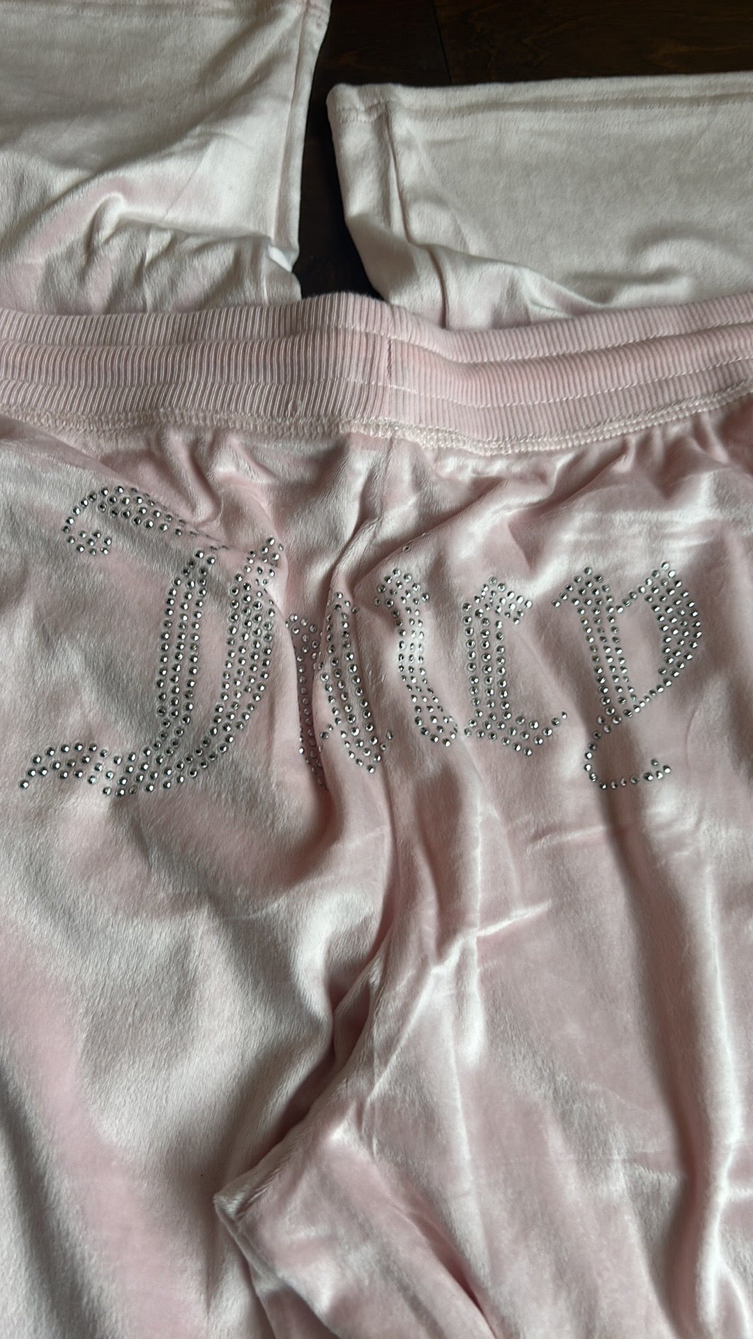 Juicy Couture Pj Set Women’s Sz XL Pink Rhinestones Logo Front & Back New Velvet