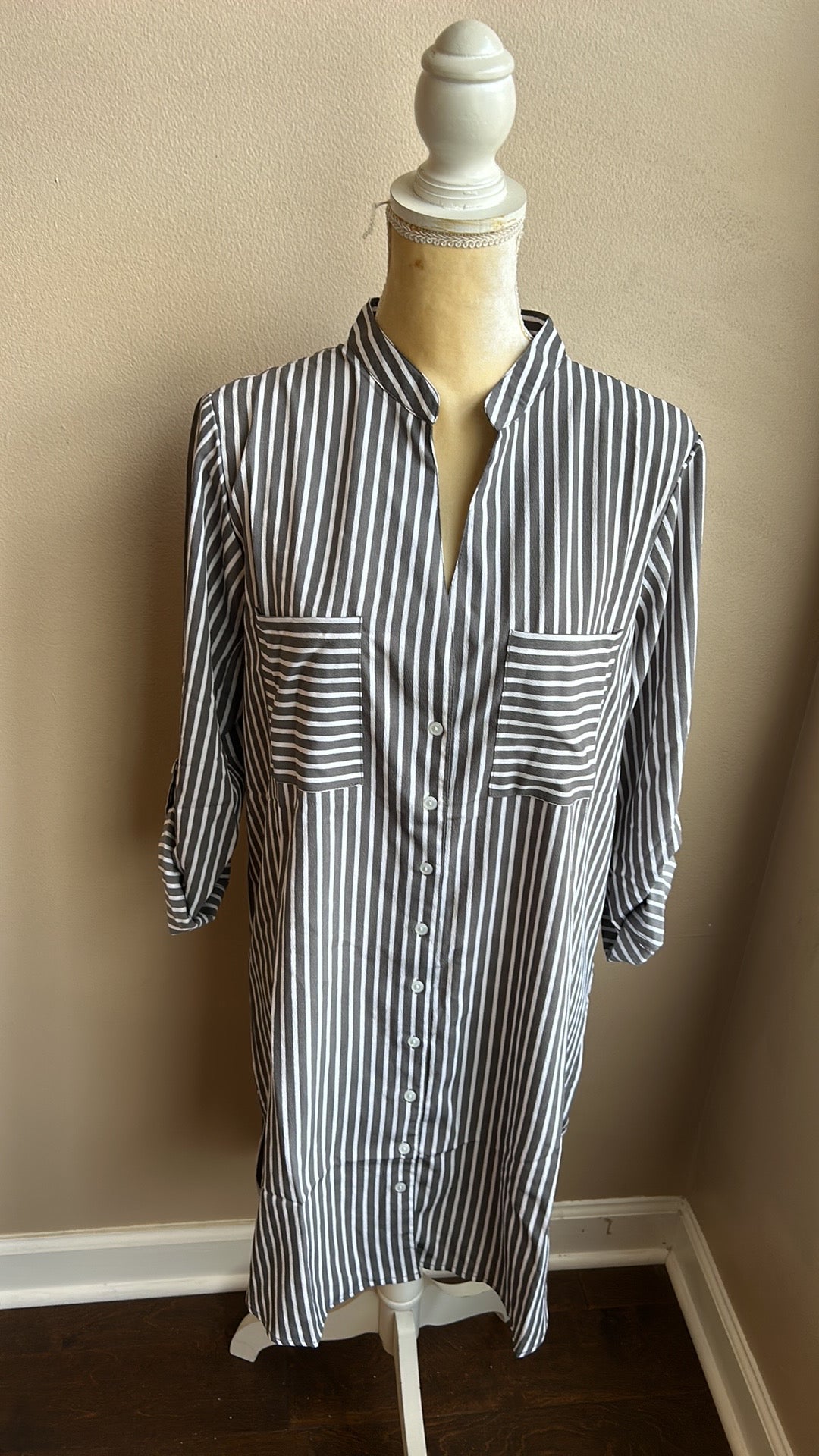 New Womens Plus Sz 1X Shirt Dress Striped Gray White