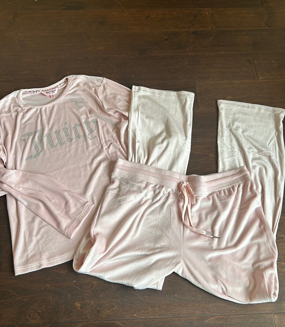 Juicy Couture Pj Set Women’s Sz XL Pink Rhinestones Logo Front & Back New Velvet