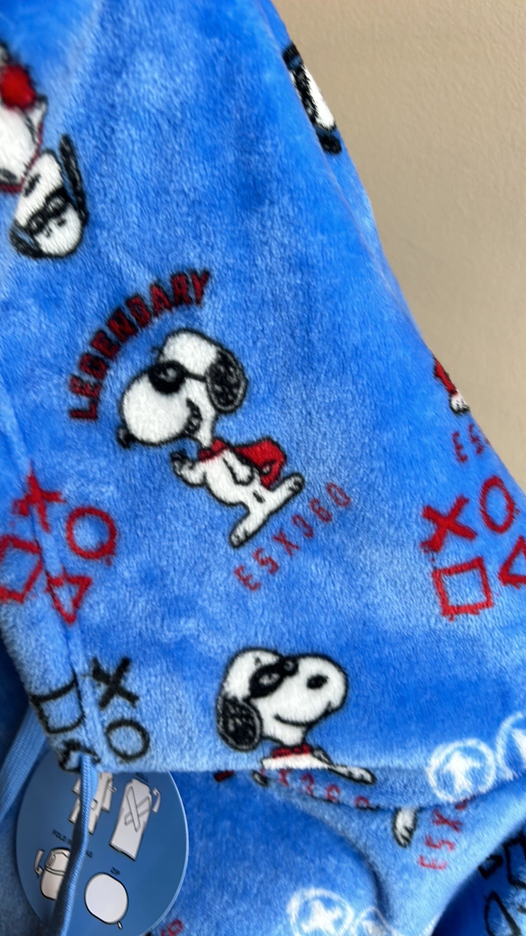 Peanuts Snoopy Unisex OS Blanket Hoodie New Plush Valentines XO Blue