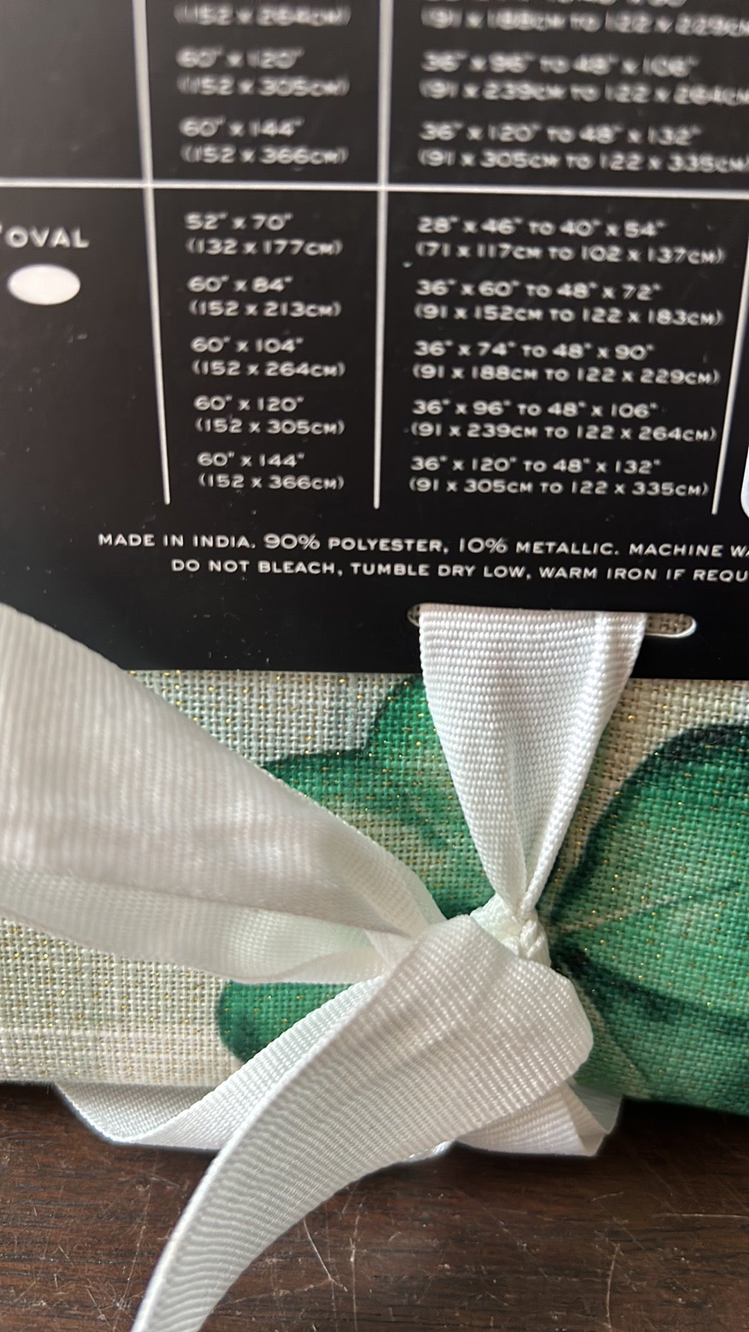 Nicole Miller Home St Patrick’s Day Tablecloth Oblong New Clover Shimmer