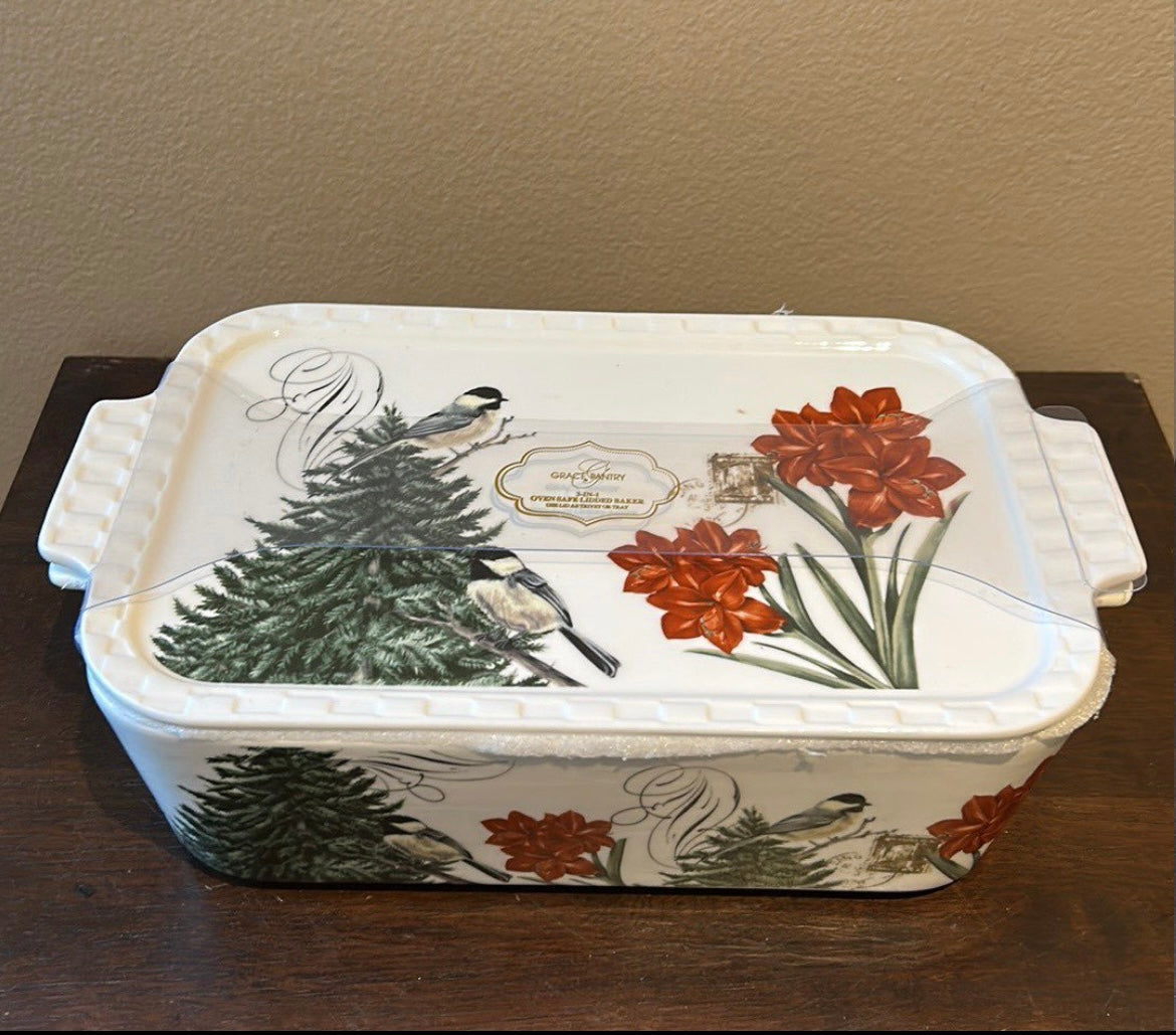 Grace's Pantry 3 in 1 Christmas Tree Baker Casserole w/ Lid Amaryllis Chickadee
