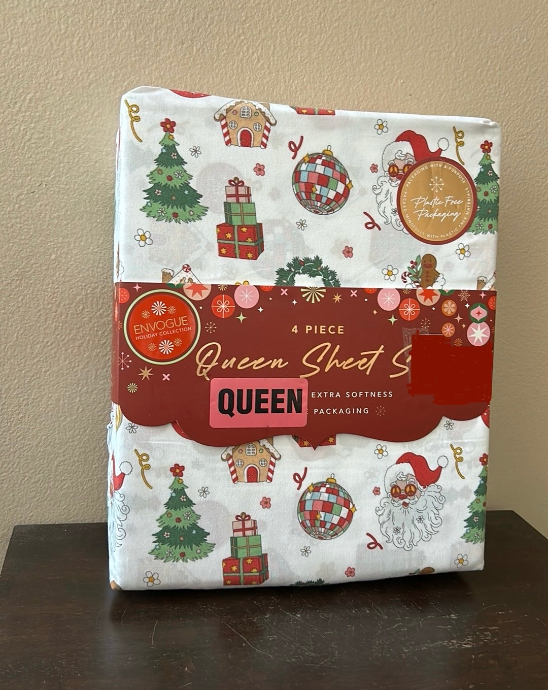 Envogue Queen Sheet Set New Christmas Trees Santa ornaments Gifts Gingerbread