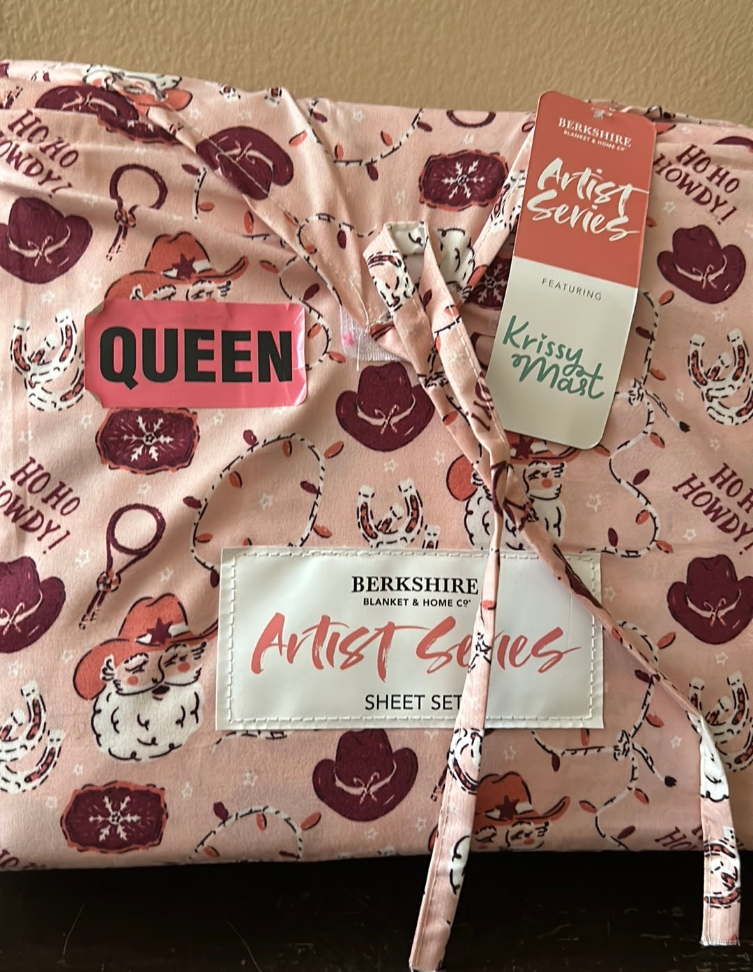 Berkshire Queen Sheet Set Western Themed Christmas Santa Howdy Cowboy Hat New