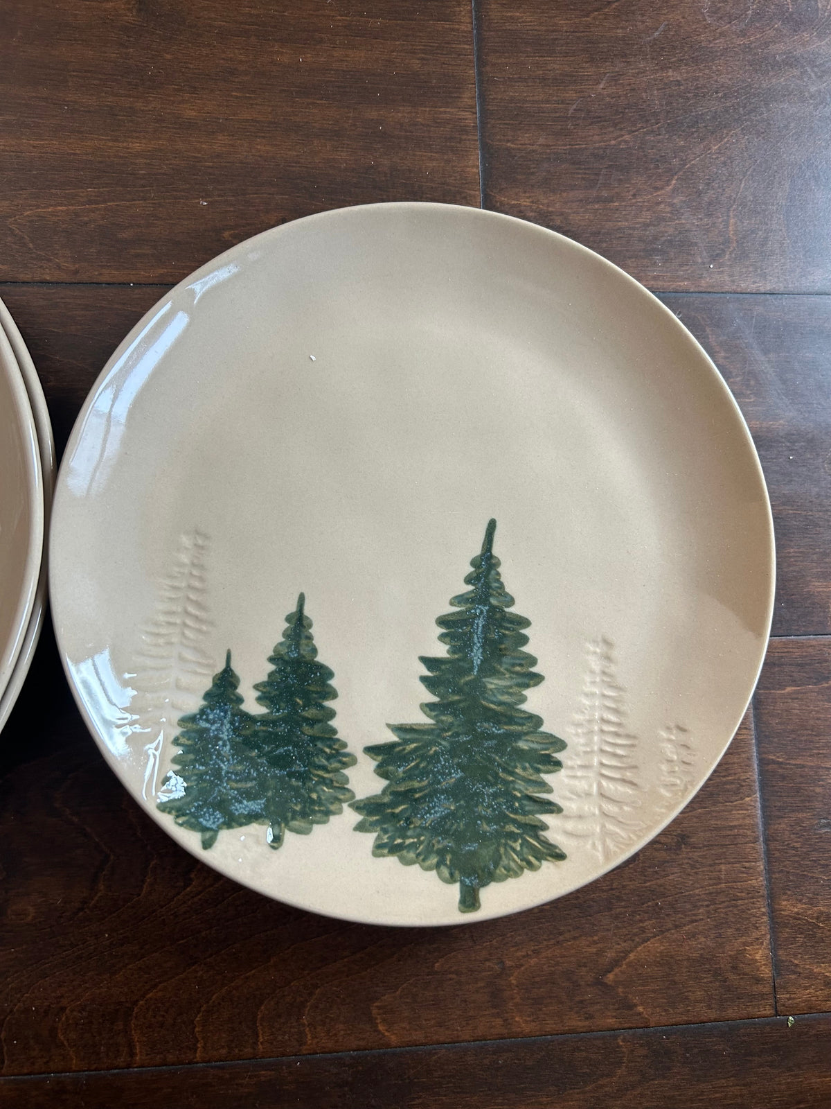 Potters Studio 4 Pc Set Plates Christmas Evergreen Trees New Beige Green