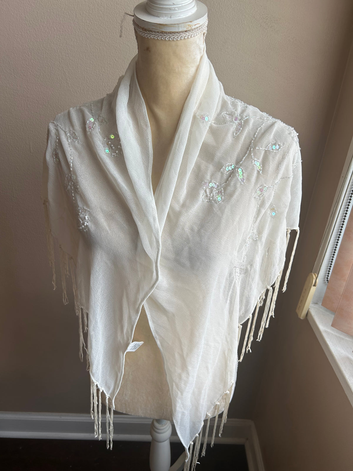 New Women’s Scarf Off White Embroidered Beaded Fringed 5002-3102