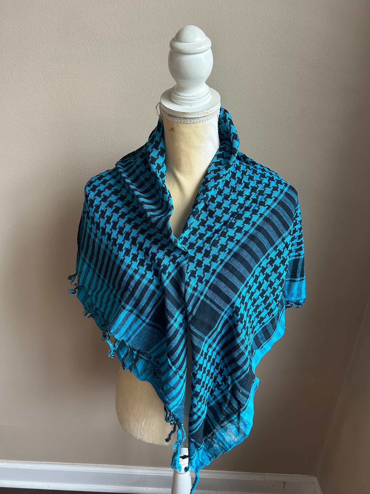 New Women’s Scarf Houndstooth Cotton Fringed 5000-3102