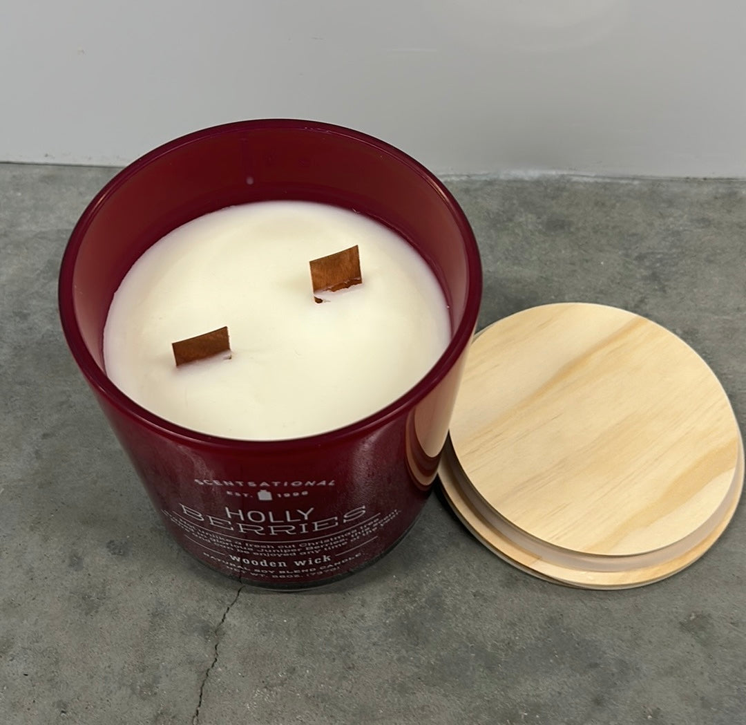 Scentsational Holly Berries Candle Glass Jar 26oz Soy Blend Christmas WoodWick