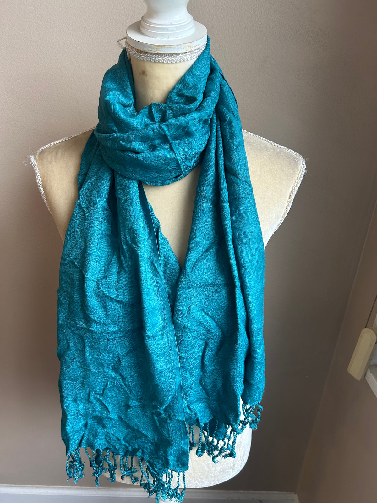 New Women’s Scarf Shawl Teal Blue Paisely 5001 Viscose Fringes 20”x69”
