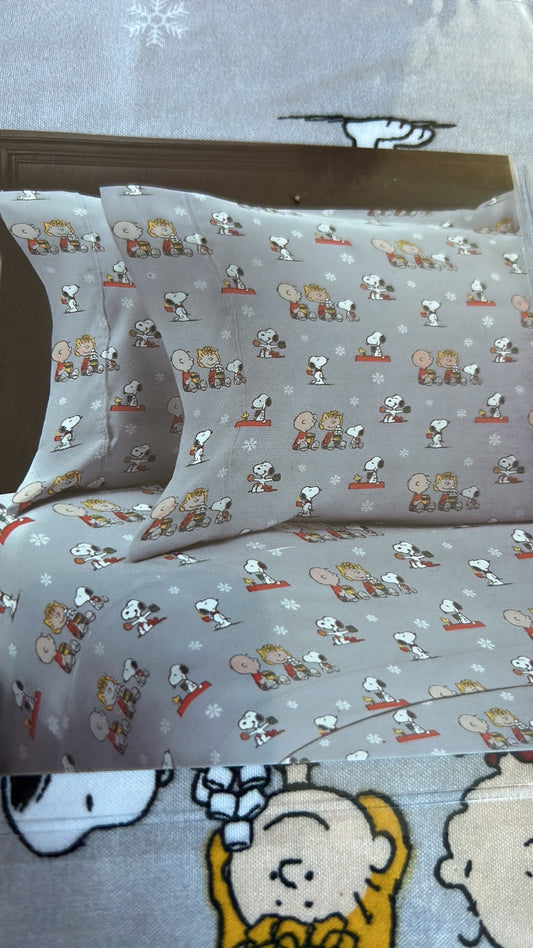 PEANUTS Christmas Twin SHEETS SET Snoopy Woodstock Charlie Brown Hot Chocolate