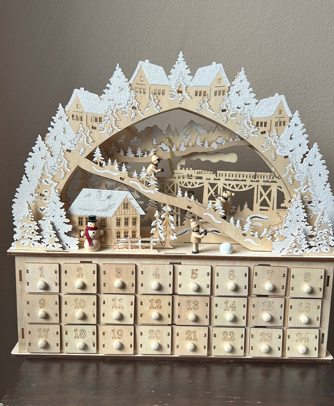 NEW Ridgefield Home Christmas Trees Advent Calendar House Wood Led Kids Skiing