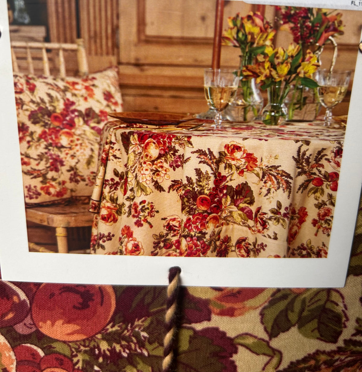 April Cornell Cotton Tablecloth Bountiful  Harvest  70” Round  Floral New