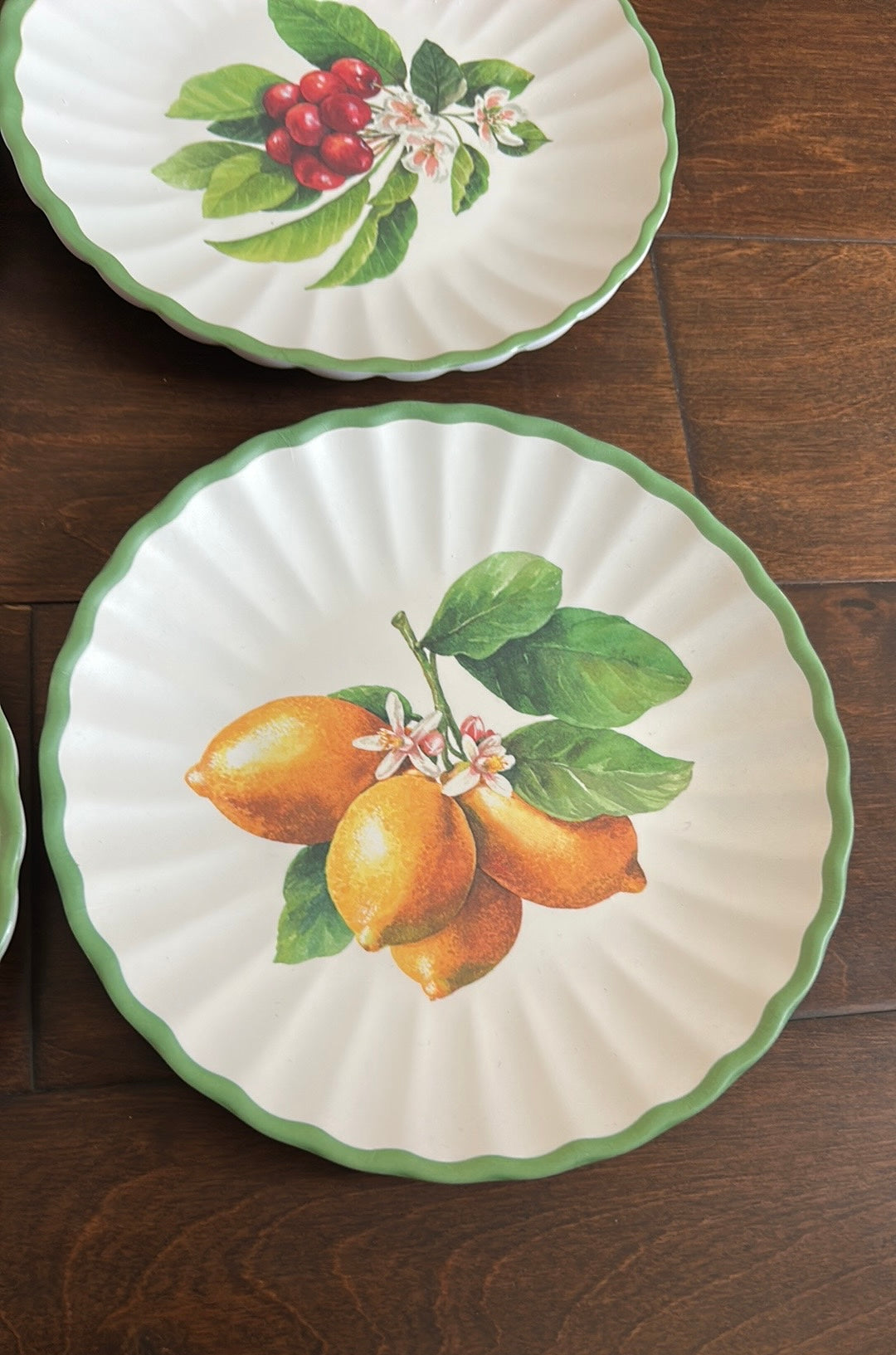 Rachel Ashwell Set Of 4 Appetizer Plates New Lemons Fruits Scalloped