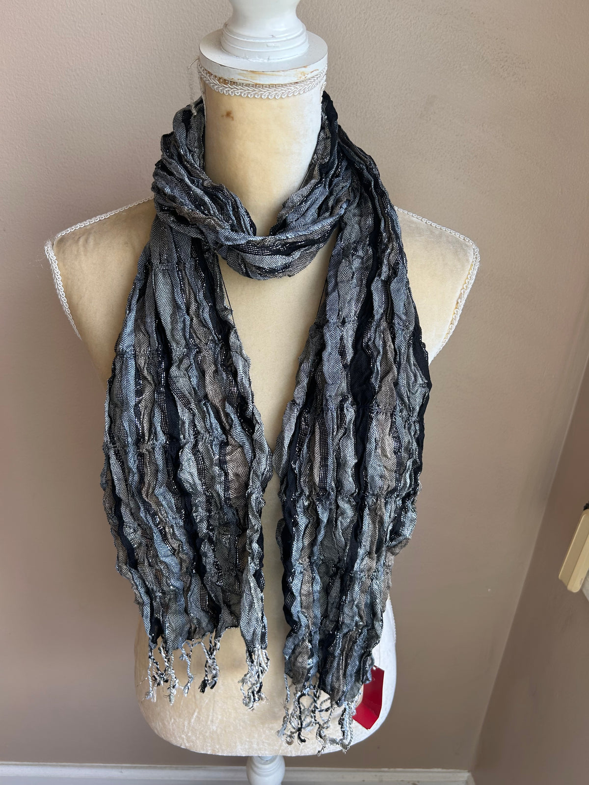 Bongo New Women’s Scarf Lurex 5001-3102