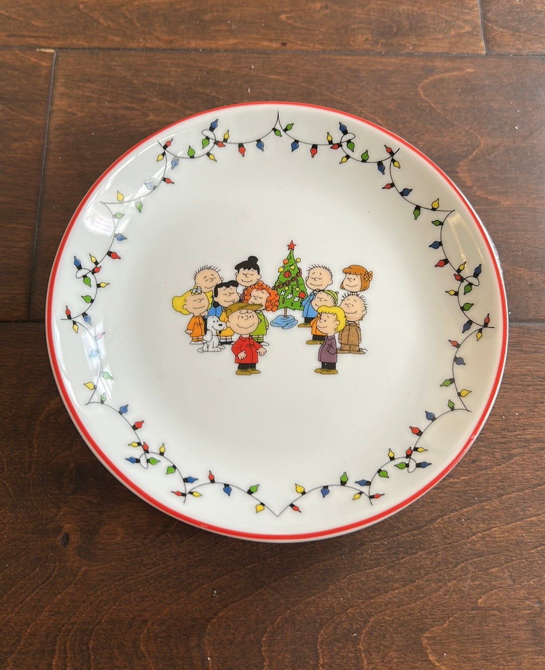 Peanuts Snoopy Christmas Appetizer/dessert Ceramic Plates New Set Of 4 6”