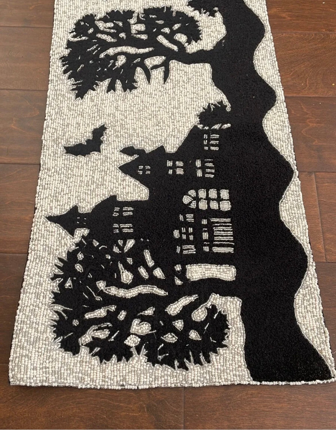 Tahari Home Haunted House Bats Halloween Beaded Table Runner 13”x36”- NWT