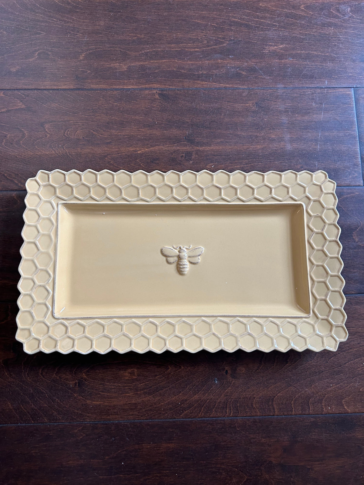 New Honeycomb Platter Hello Ceramic 13”x7 1/4” Bee