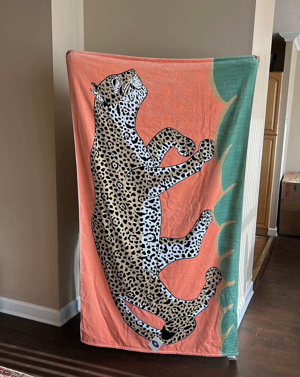 John Robshaw Beach Towel New Reversible Leopard Dandelions Cotton 40”x70”