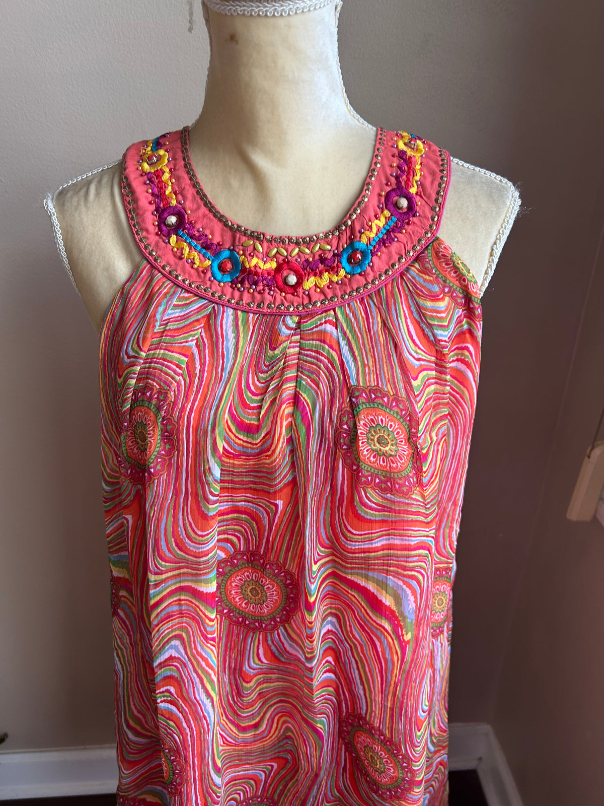 Mystery Women’s Multicolor Sleeveless Embroidered Sz M Lined 5003
