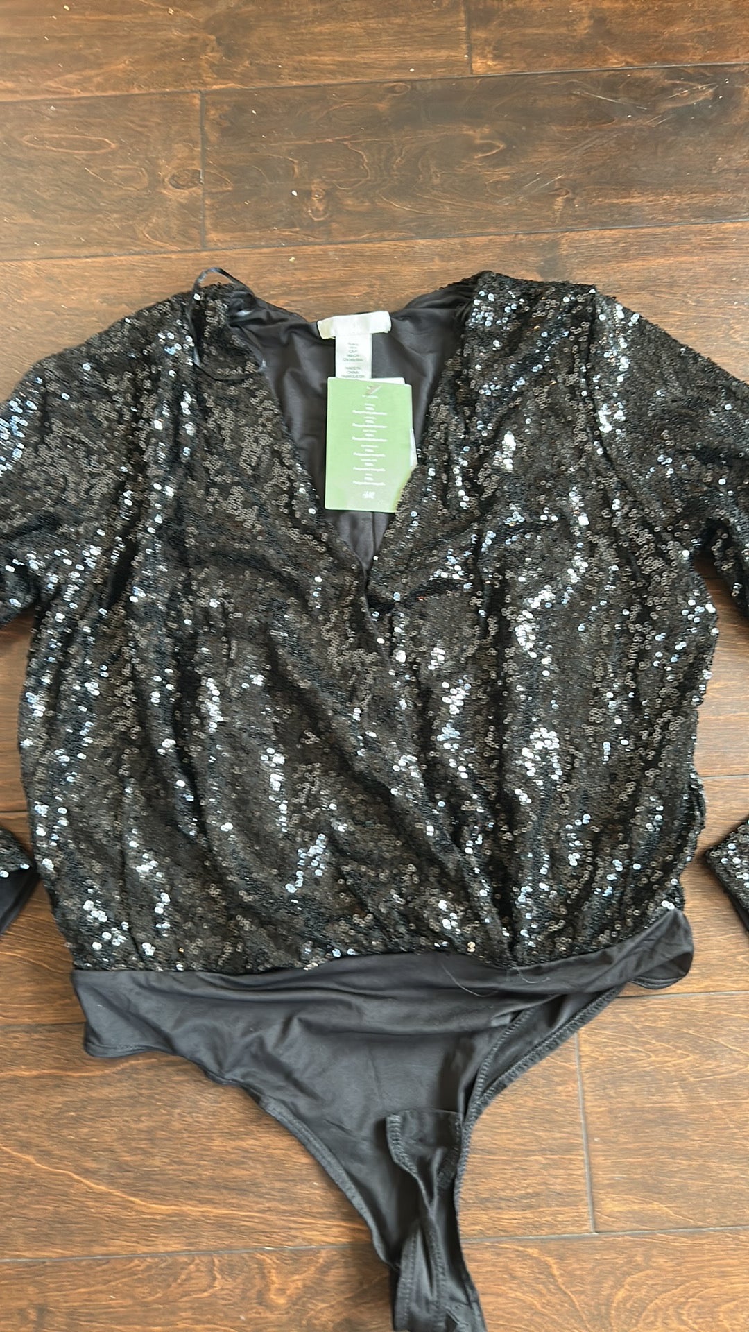H & M Women’s Sz S Sequined Black Bodysuit Top Blouse Long Sleeve 3425