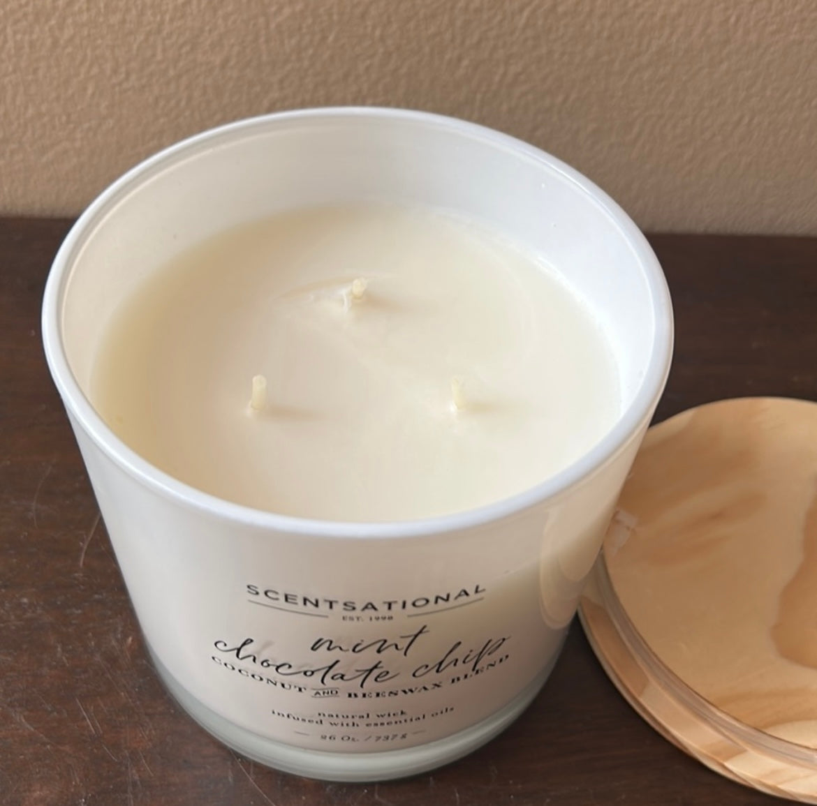 Scentsational Mint Chocolate Chip Scented Candle Large 26 Oz Coconut Wax New