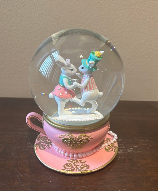New Easter Dancing Bunny Rabbit Couple Waterglobe In A Pink Tea cup