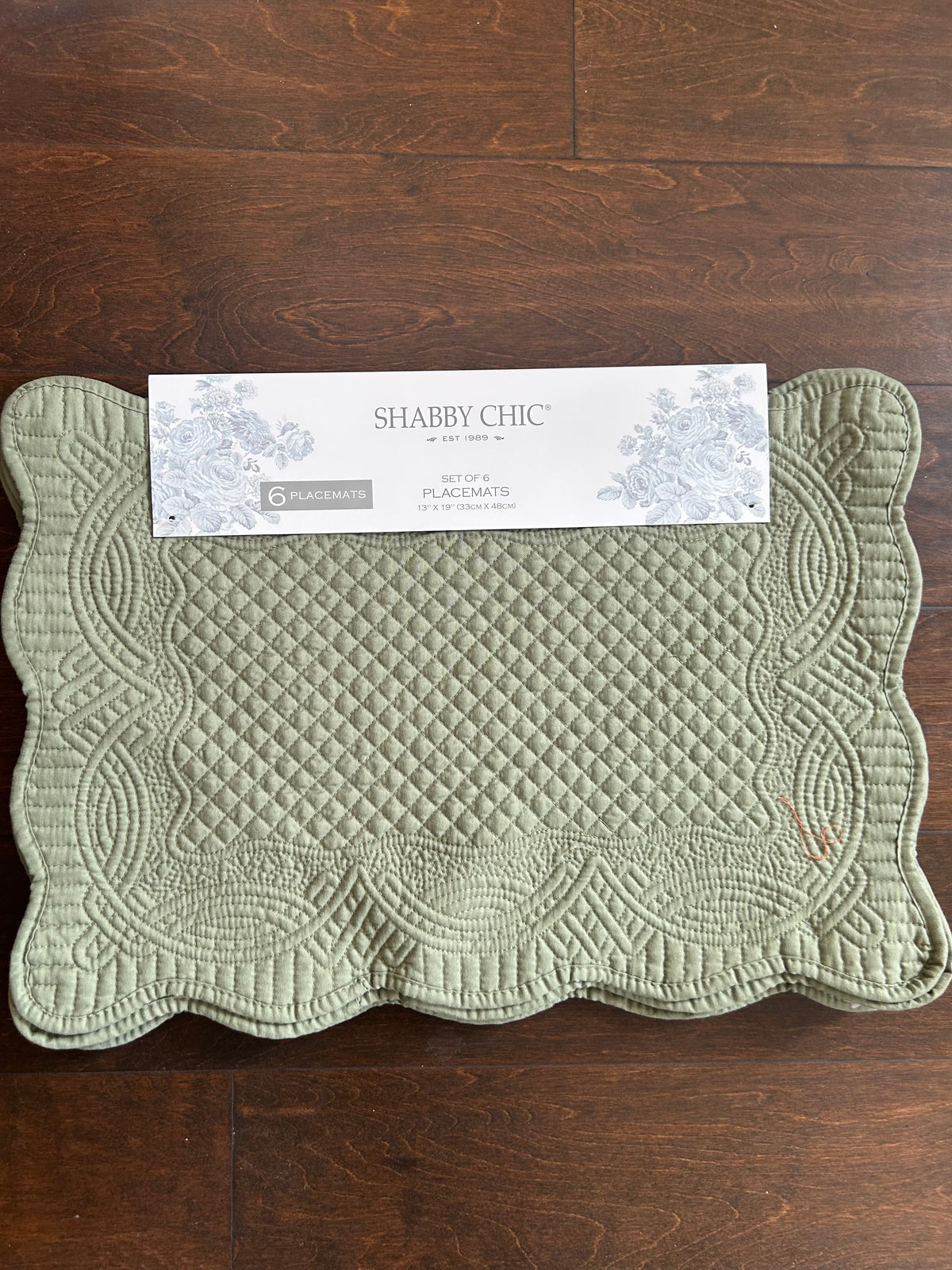 Shabby Chic Set Of 6 Scalloped Edged  Quilted Placemats New Green Fall
